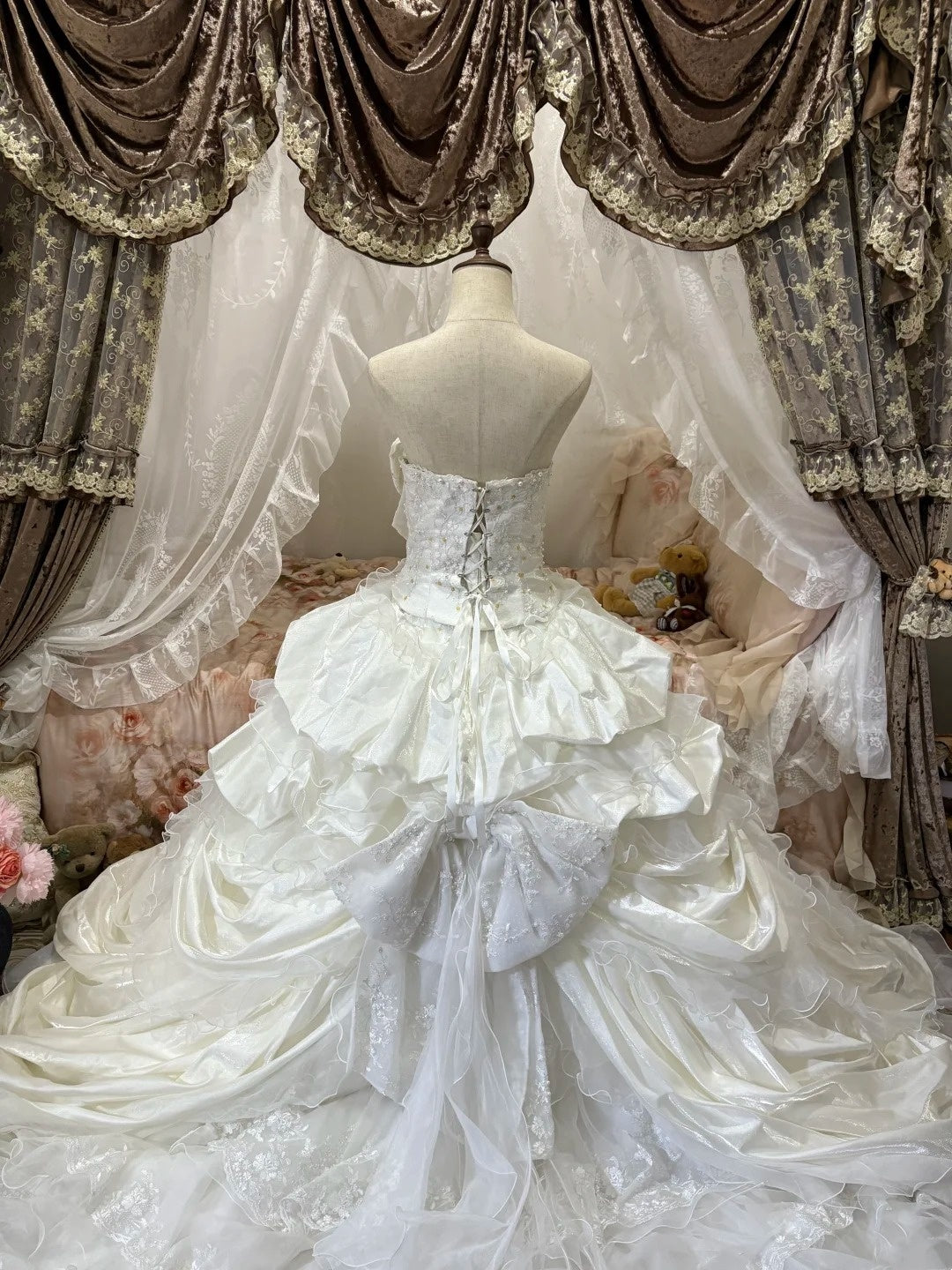 Stunning Prom Dress Strapless Pleated Evening Dress Quinceanera Dress Ball Gown    D4010