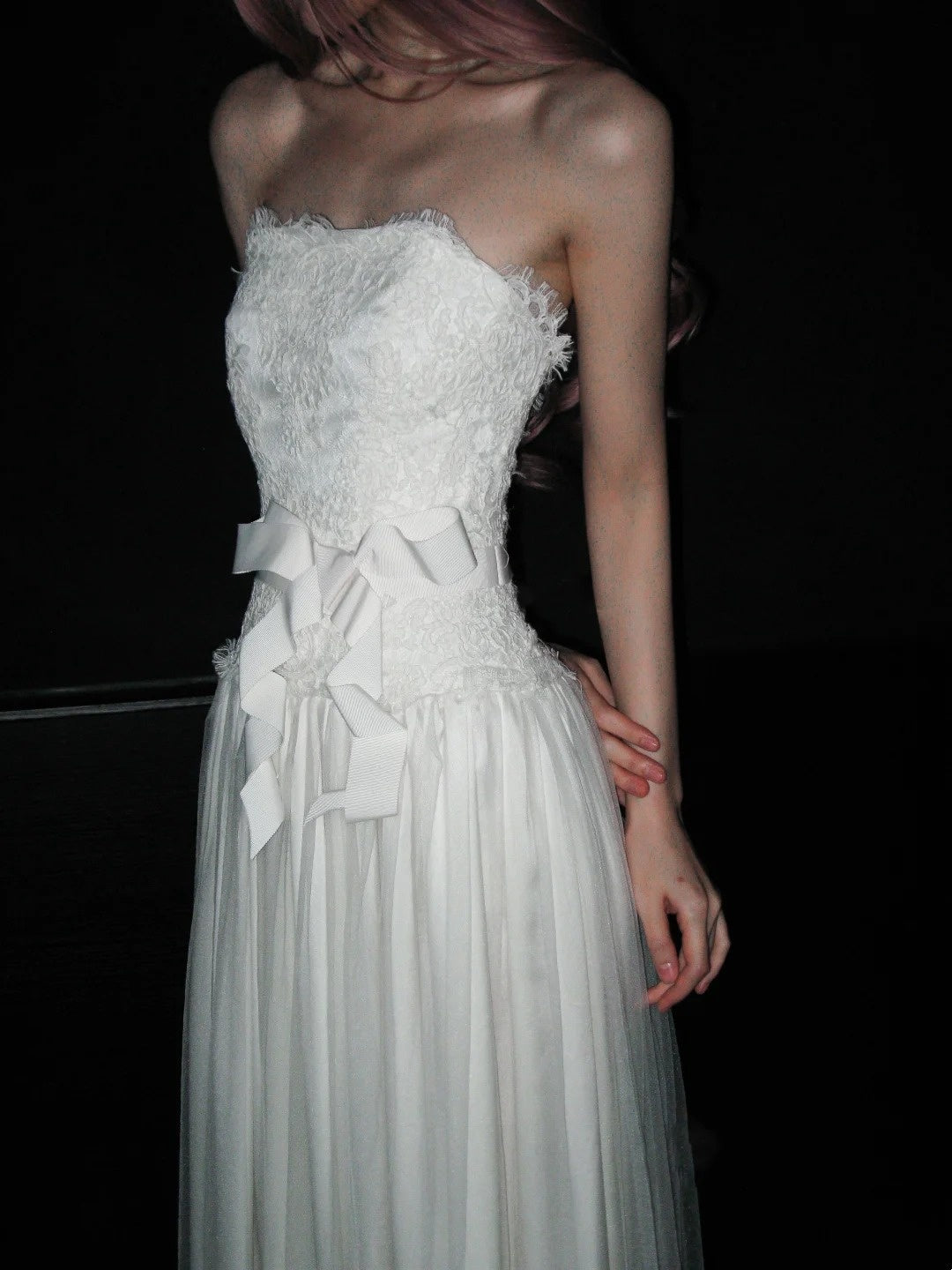 New Arrival Wedding Dress Strapless Pleated Tulle Wedding Dress    D4072