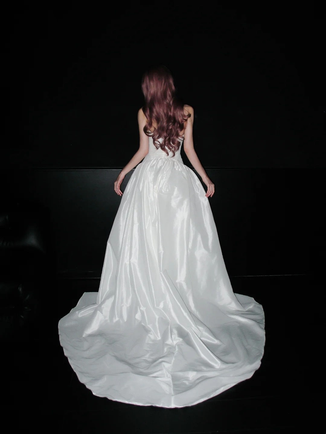 Elegant Wedding Dress Satins Sweetheart Pleated Wedding Dress    D4073