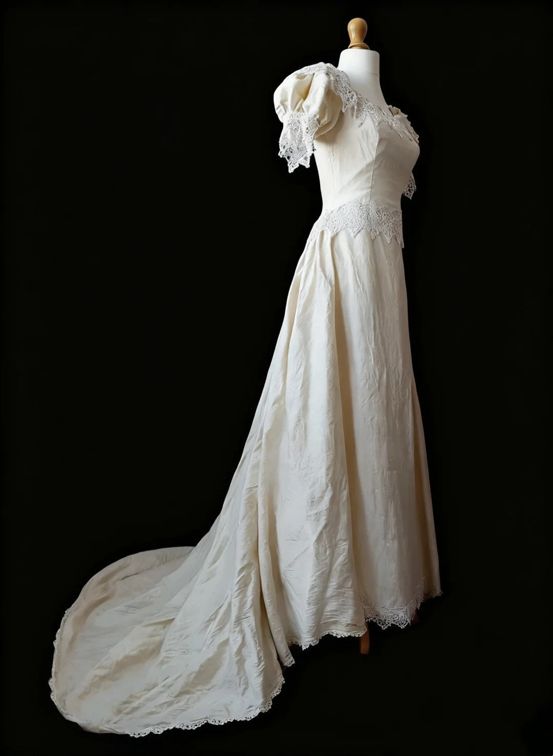 Vintage Wedding Dress A Line Crew Neck Wedding Dress  D4186