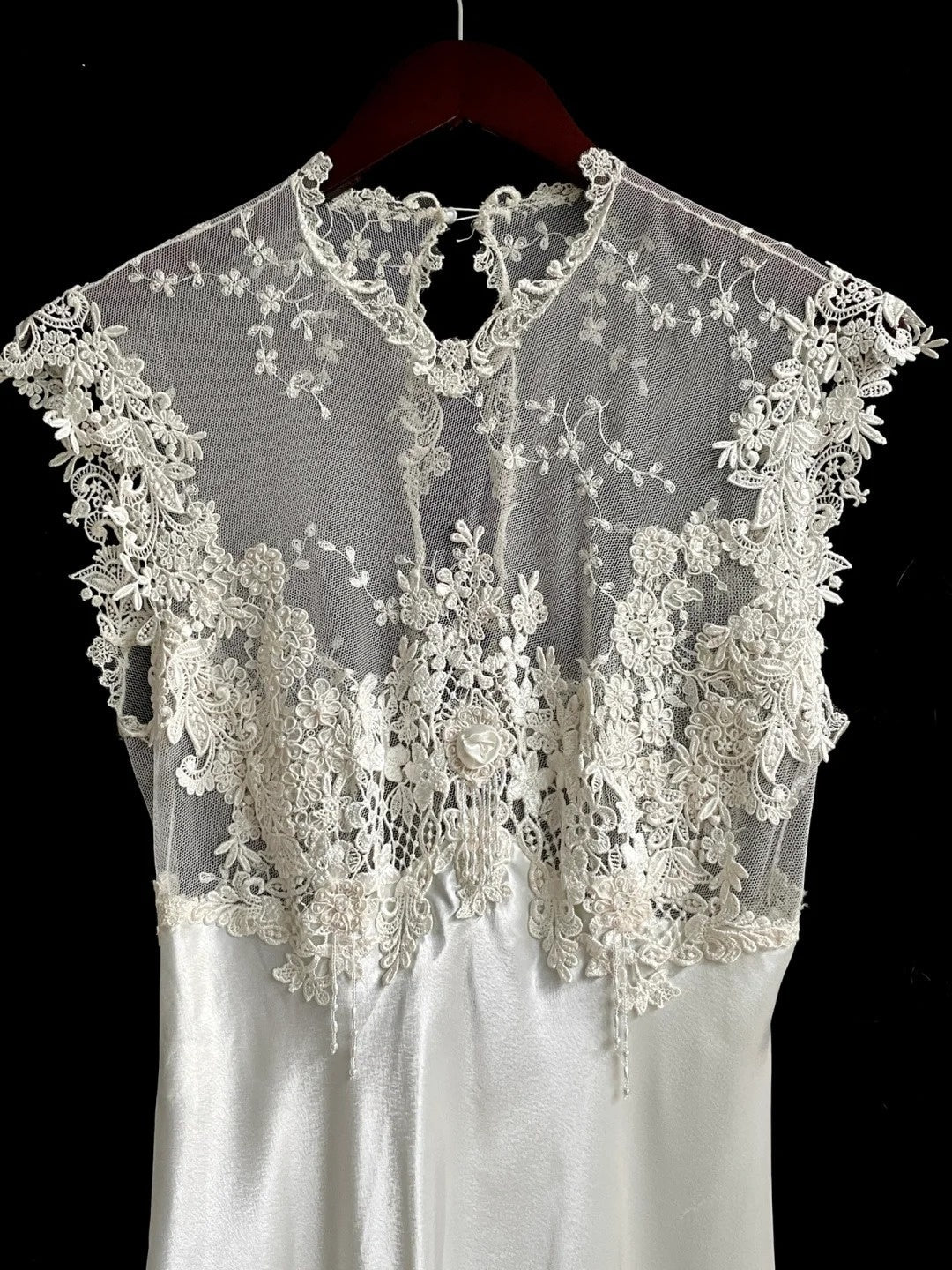Vintage Wedding Dress Crew Neck Lace Wedding Dress   D4216