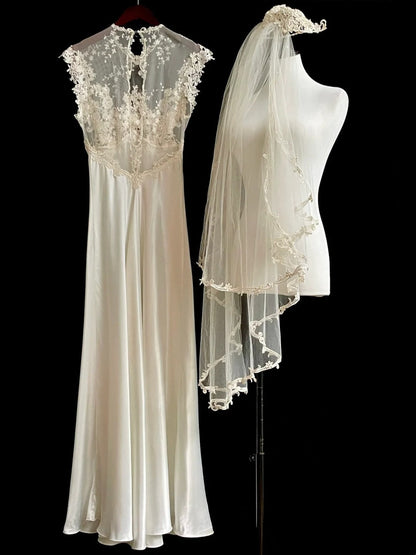 Vintage Wedding Dress Crew Neck Lace Wedding Dress   D4216