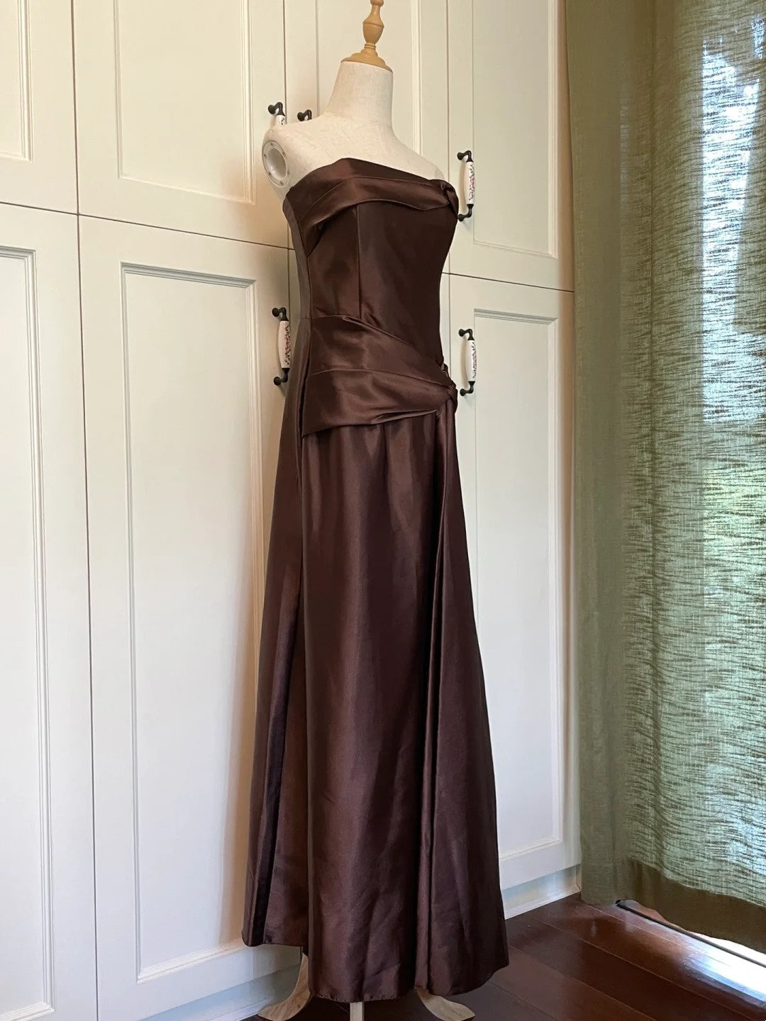 Minimalist Prom Dress Brown Strapless Pleated Gala Dress Evening Dress Formal Dress  D4219