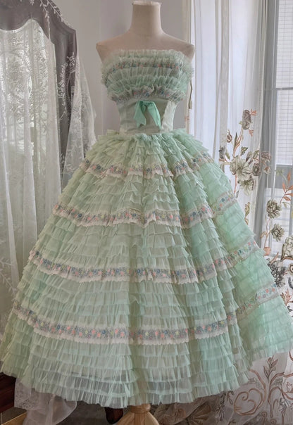 Elegant Prom Dress Strapless Pleated Ball Gown Evening Dress Sweet 16 Dress Birthday Party Dress       D4236