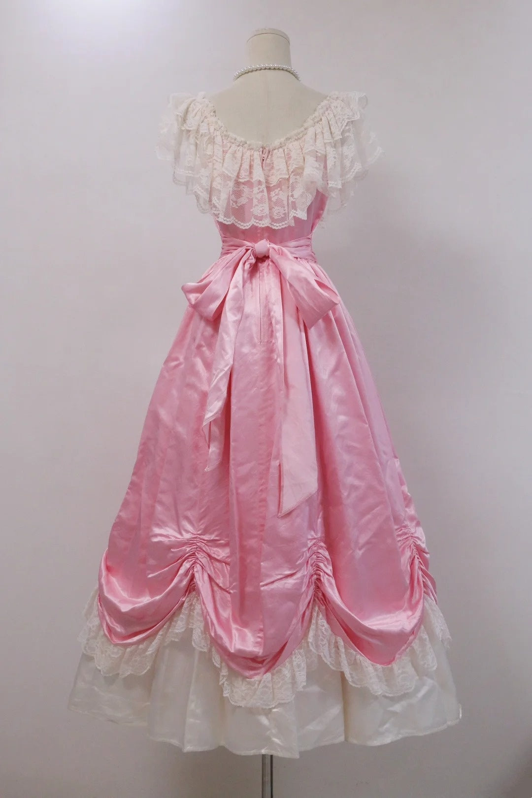 Sweet Prom Dress Square Neck Pleated Lace Ball Gown Evening Dress Quinceanera Dress Birthday Party Dress       D4250