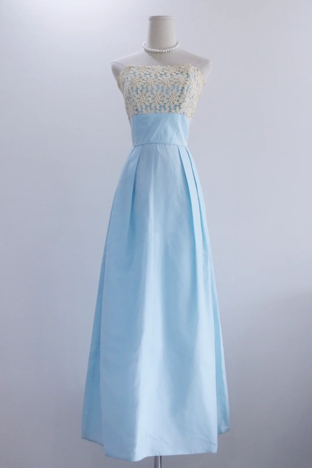 New Arrival Prom Dress Baby Bule Strapless Pleated Evening Dress Birthday Party Dress Formal Dress  D4257