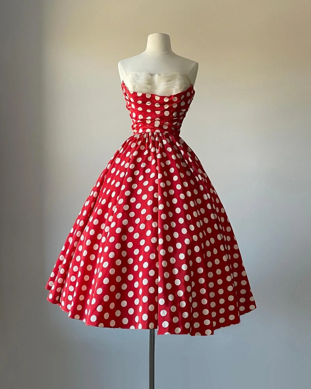 Beauty Prom Dress Strapless Polka Dots Pleated Evening Dress Gala Dress Formal Dress  D4262