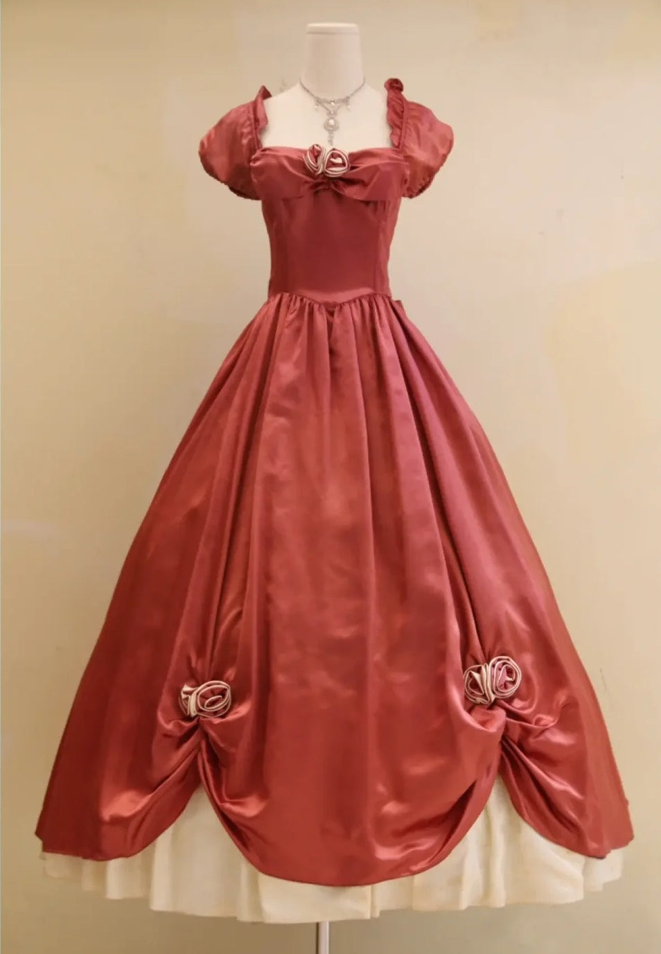 Elegant Prom Dress Square Neck Pleated Ball Gown Evening Dress Birthday Party Dress Quinceanera Dress       D4264