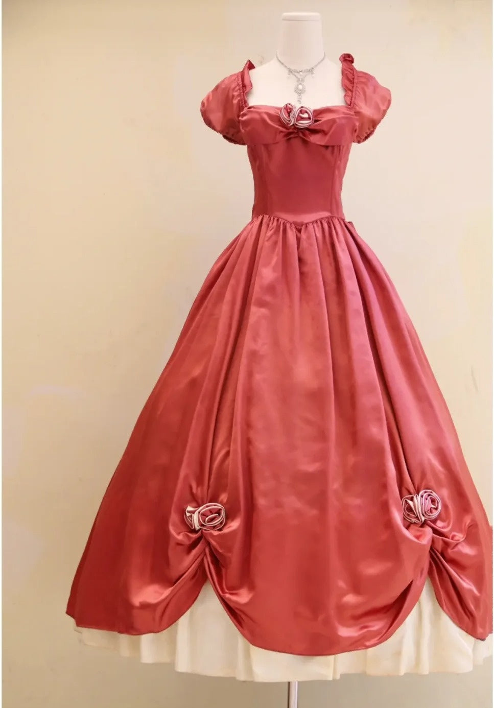 Elegant Prom Dress Square Neck Pleated Ball Gown Evening Dress Birthday Party Dress Quinceanera Dress       D4264