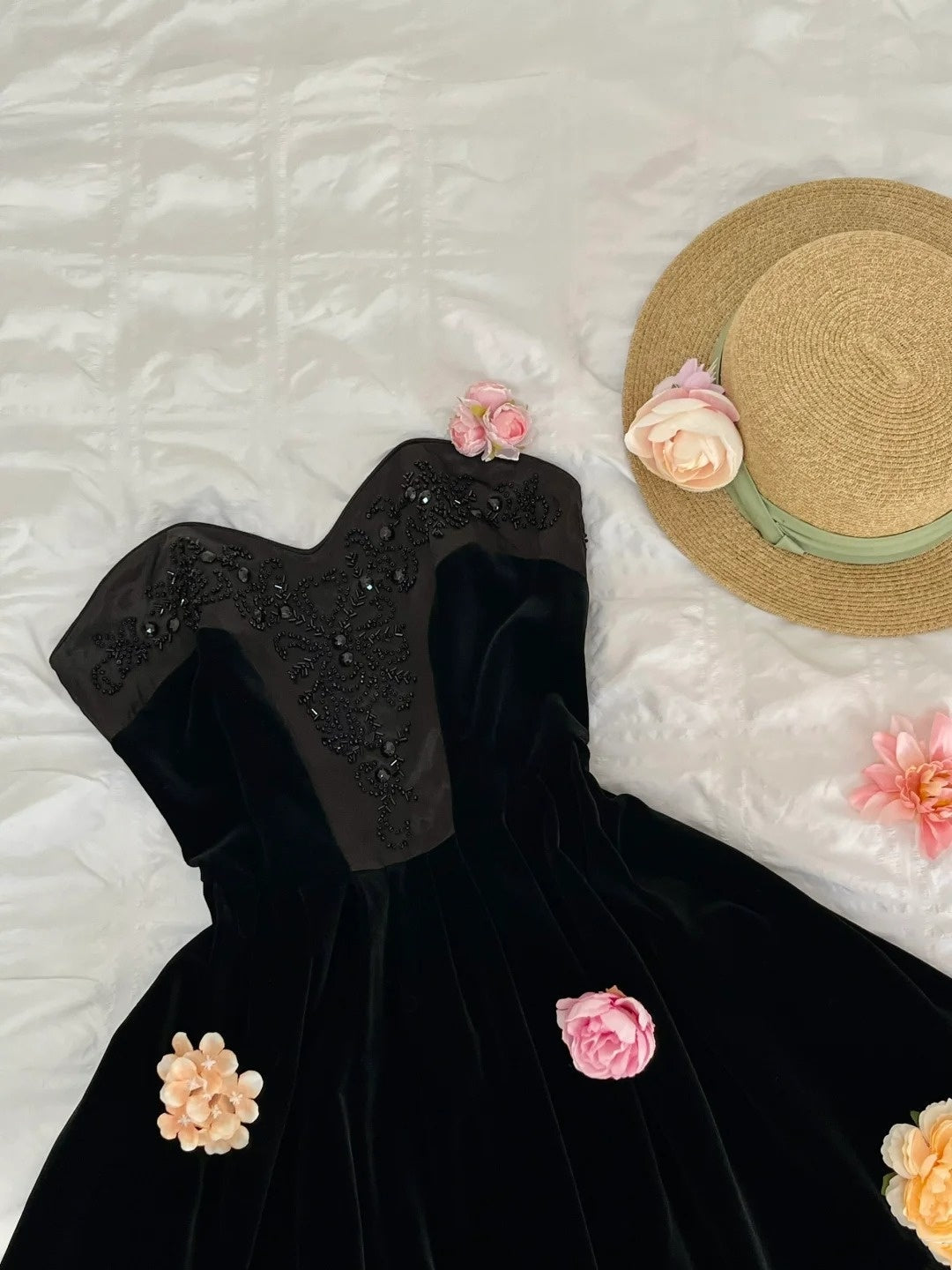 New Arrival Homecoming Dress Black Sweetheart Flower Pleated Short Prom Dress Birthday Party Dress Cocktail Dress    D4265
