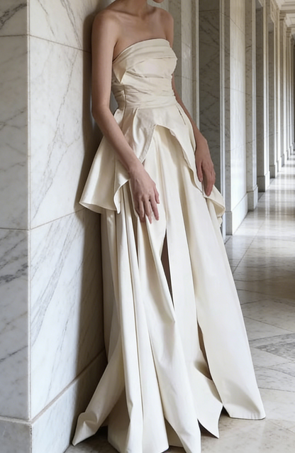 Minimalist Wedding Dress Strapless Pleated Wedding Dress   D4321