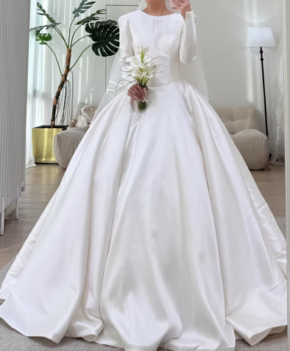 Minimalist Wedding Dress Satin Crew Neck Long Sleeves Wedding Dresses   D4327