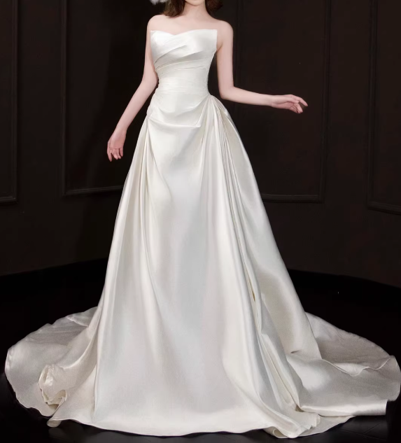 Elegant Wedding Dress Satin Asymmetrical Neck Pleated Wedding Dresses with Trian  D4328