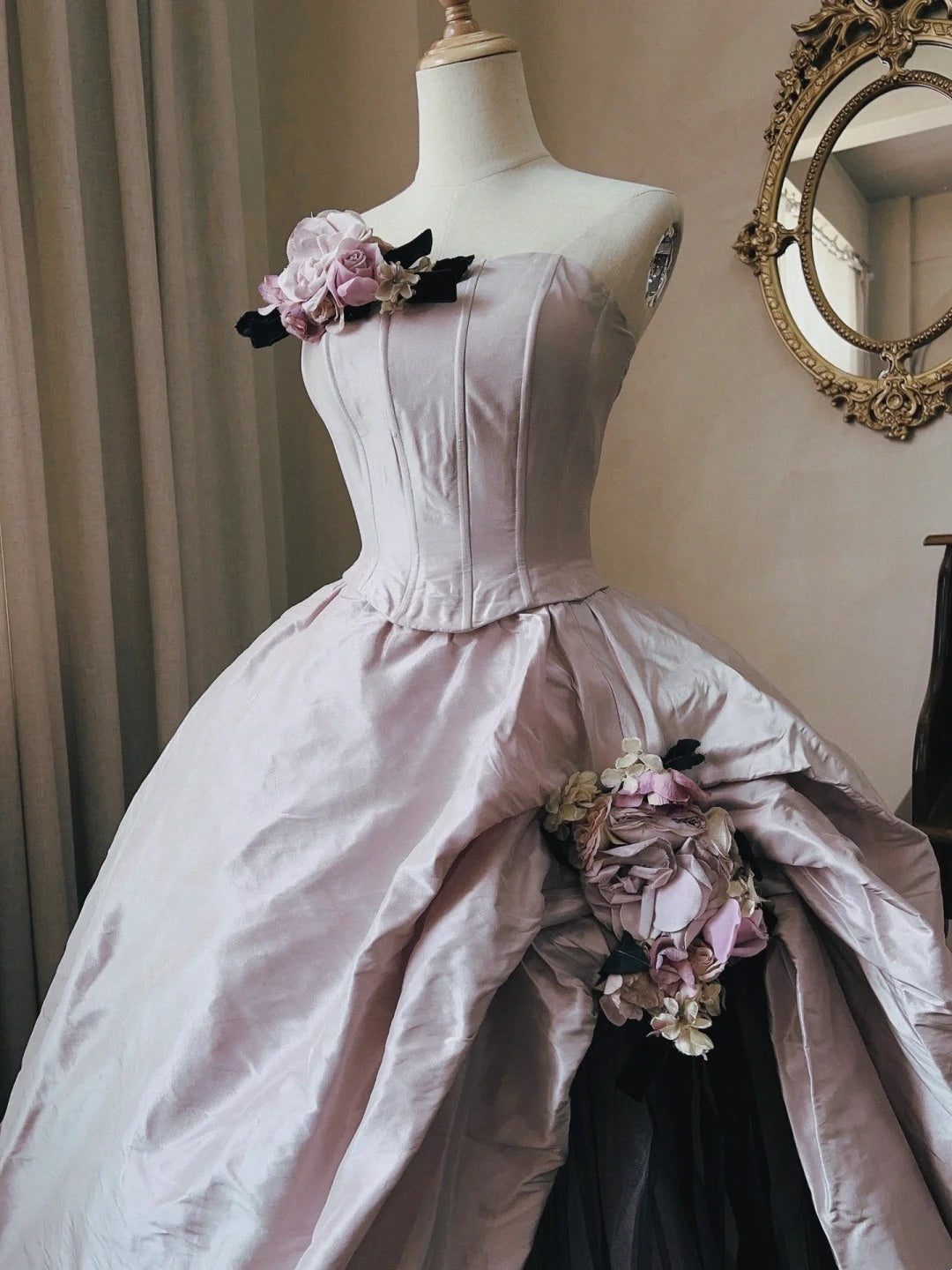 Elegant Prom Dress Strapless Pleated Tulle Quinceanera Dress Ball Gown Evening Dress       D4341