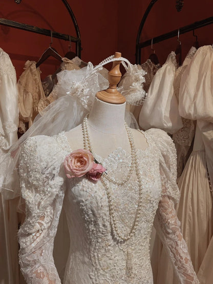 Vintage Wedding Dress Asymmetrical Neck Long Sleeves Mermaid Wedding Dresses   D4367