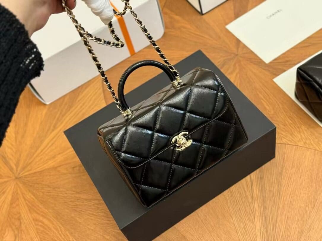 CHANEL Small CC Box Bag