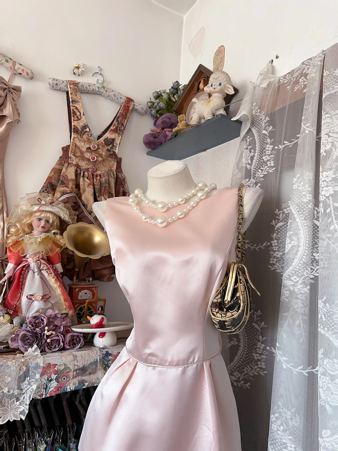 Sweety Light Pink Sheath Bow Satin Backless Graduation Prom Dress SH5371