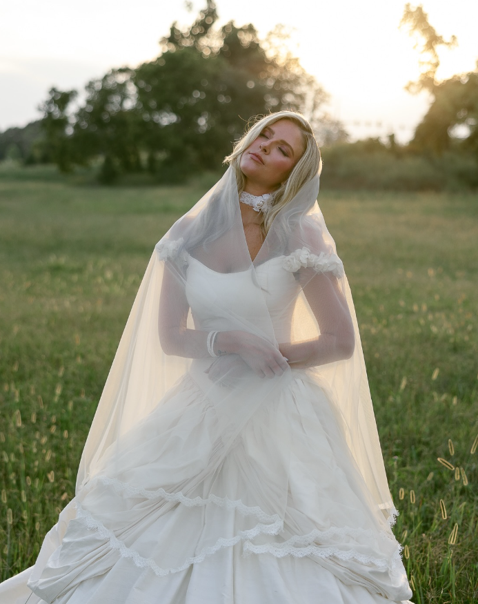 Vintage Ball Gown Off the Shoulder 3D Flower White Satin Wedding Dress SH6081