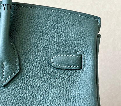 H BIRKIN 25 TOGO VERT ROUSSEAU  GOLD HARDWARE 25CM