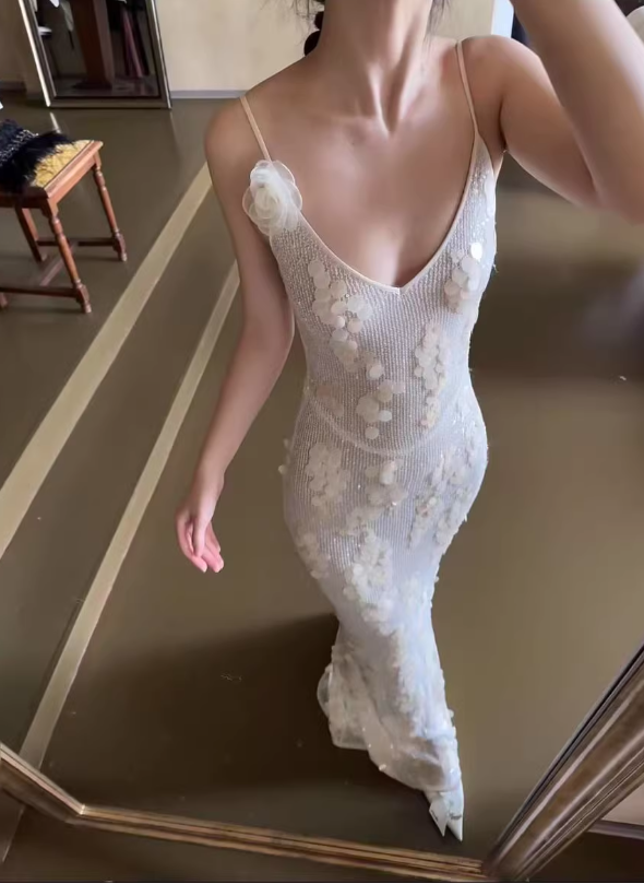 Stunning White Sheath Straps Floral Sequin Long Prom Dress SH5160
