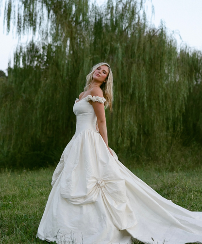 Vintage Ball Gown Off the Shoulder 3D Flower White Satin Wedding Dress SH6081