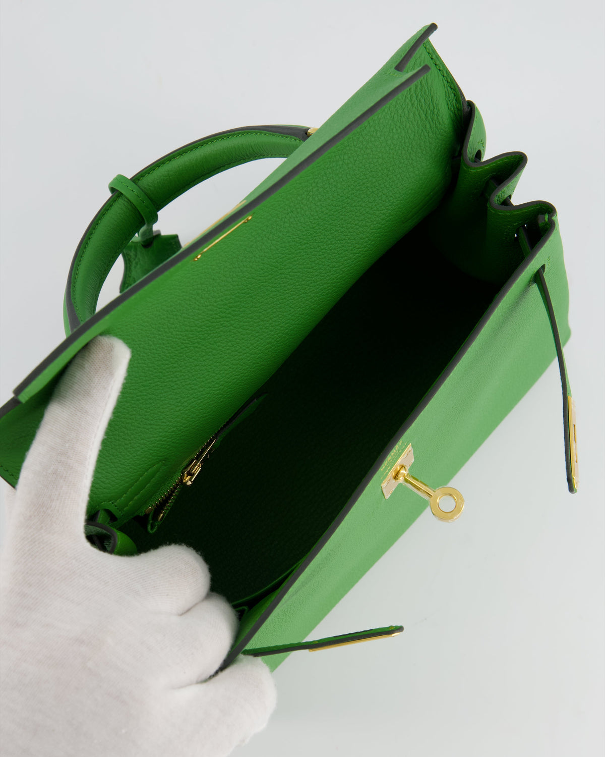 *RARE* Hermes Kelly Retourne Bag 25cm in Vert Yucca Togo Leather and Gold Hardware