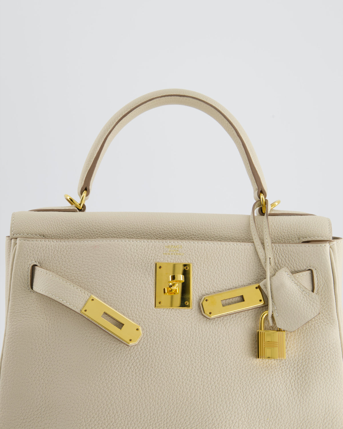 Hermès Kelly 28cm Retourne Bag in Craie Togo Leather with Gold Hardware