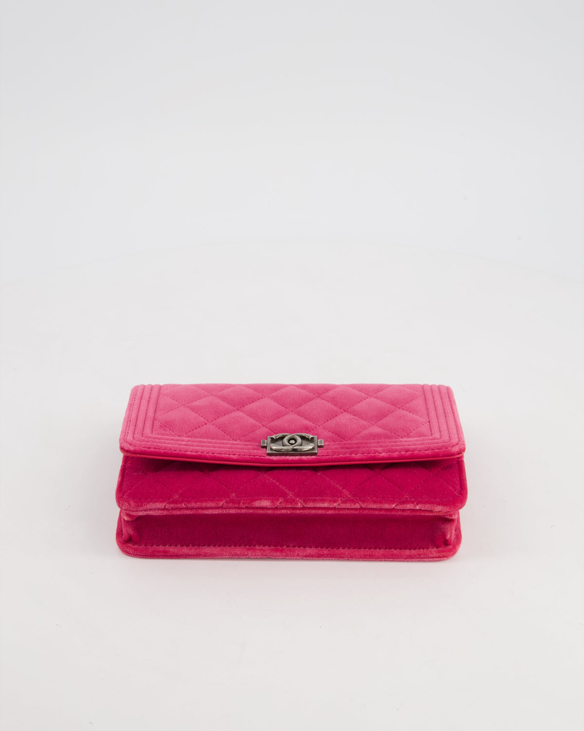 *FIRE PRICE* Chanel Pink Boy Wallet on Chain in Velvet with Silver Hardware