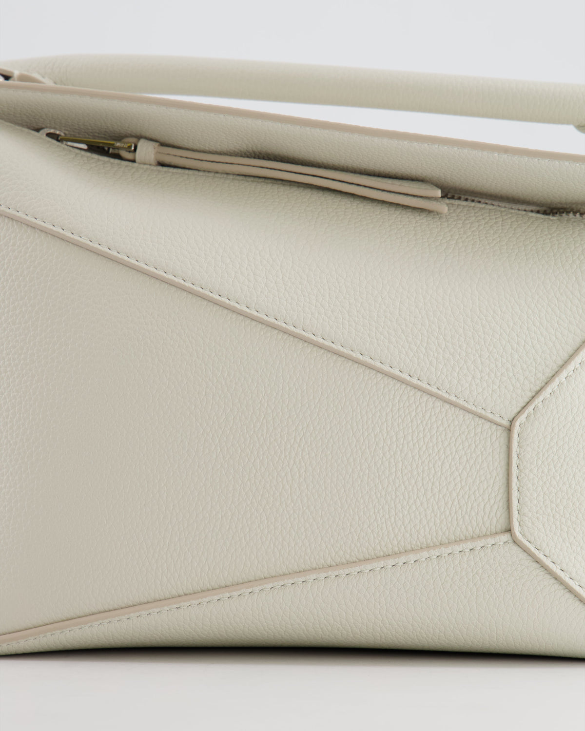 Loewe White Small Puzzle Edge Bag in Grained Calfskin Leather with Silver Hardware RRP £2,550