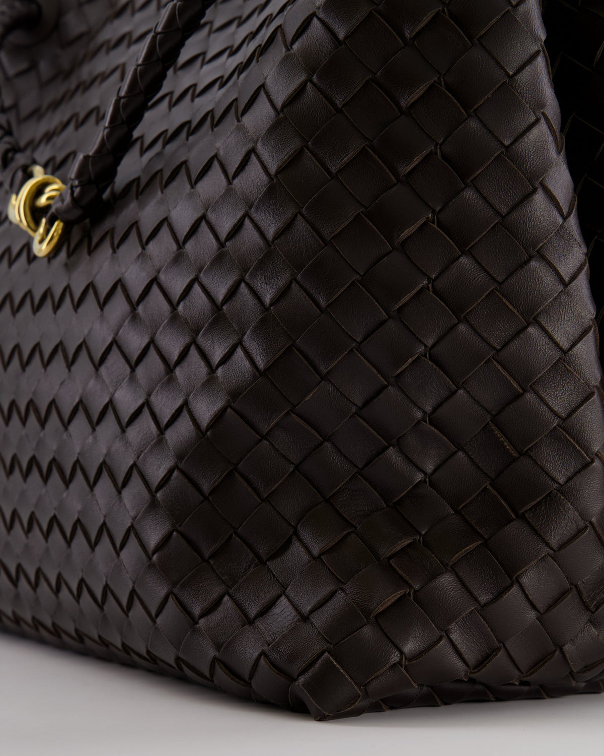 Bottega Veneta Fondant Andiamo Large Intrecciato Leather Top Handle Bag with Sliding Cross-Body and Gold Knot Hardware RRP £6,090