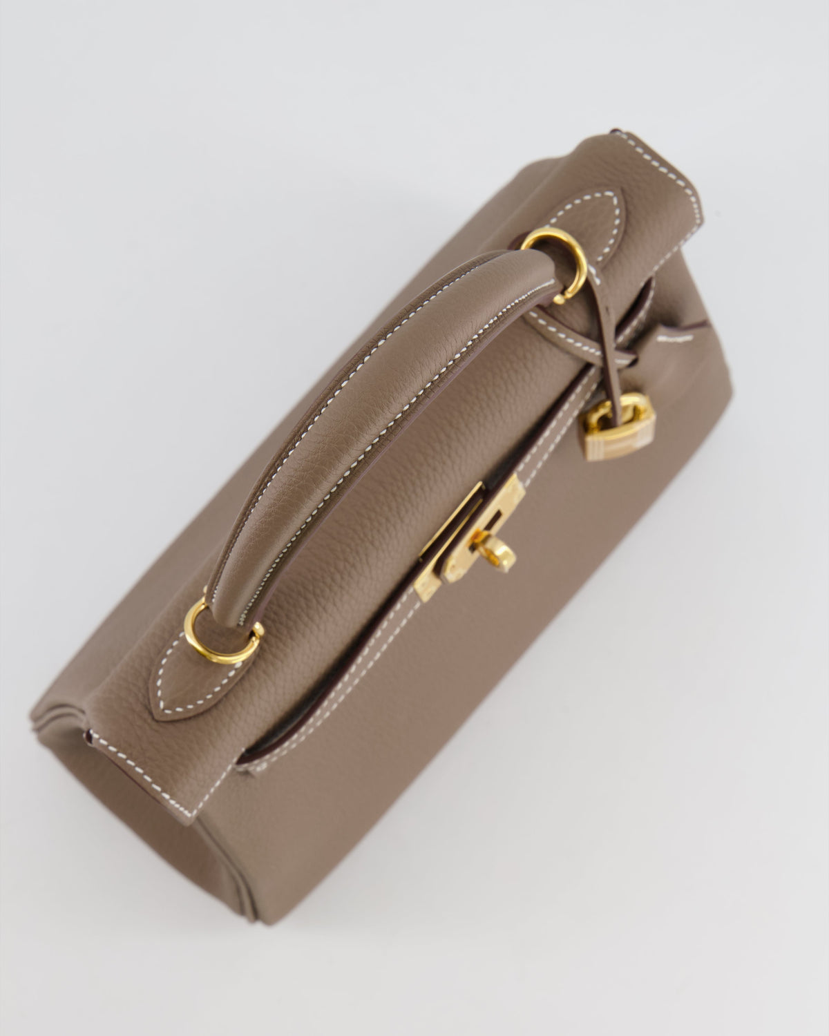 *RARE* Hermès Kelly 25cm Retourne Bag in Etoupe Togo Leather with Gold Hardware