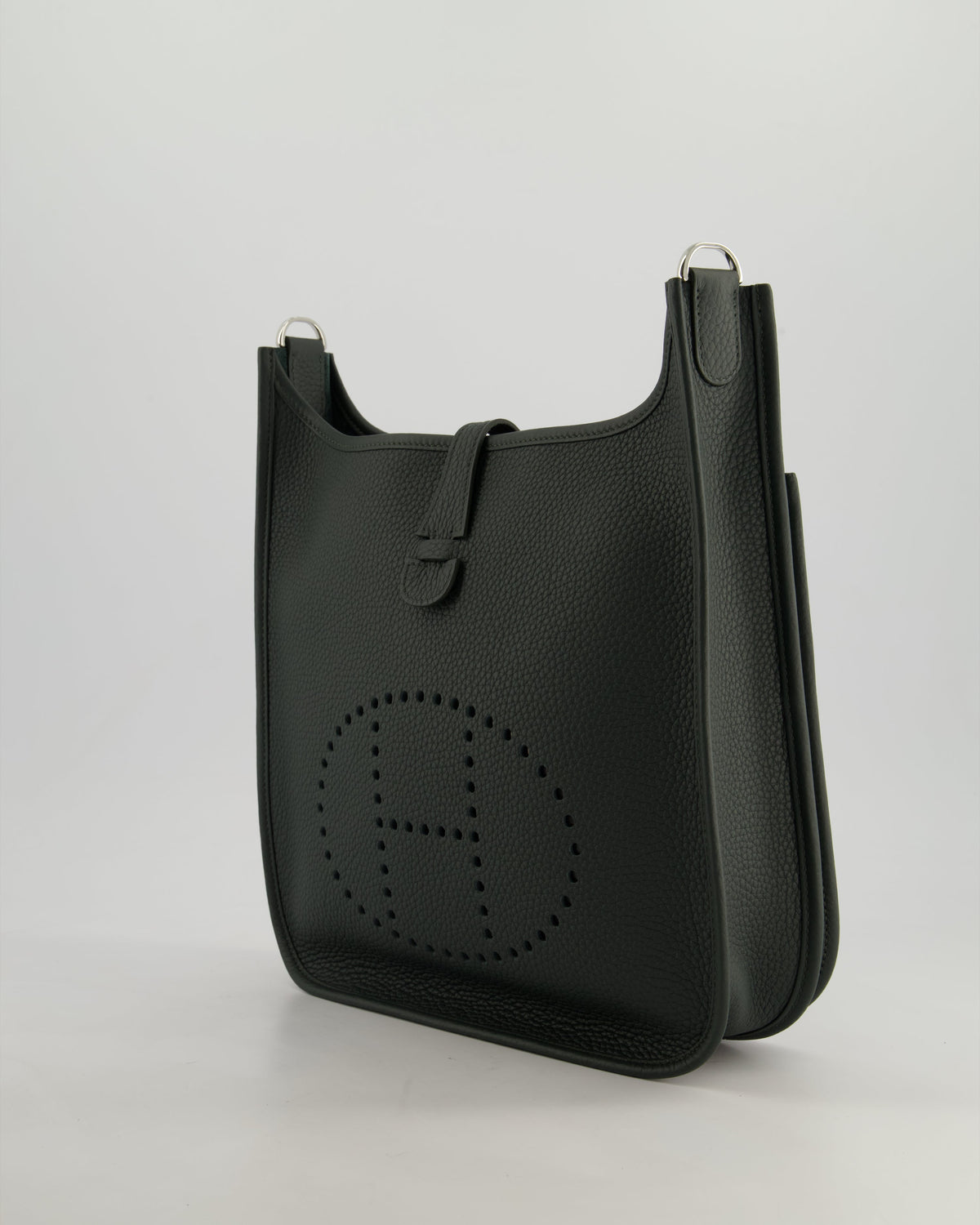 *HOT* Hermès Evelyne III 29cm Bag in Vert Mangrove Clemence Leather with Palladium Hardware