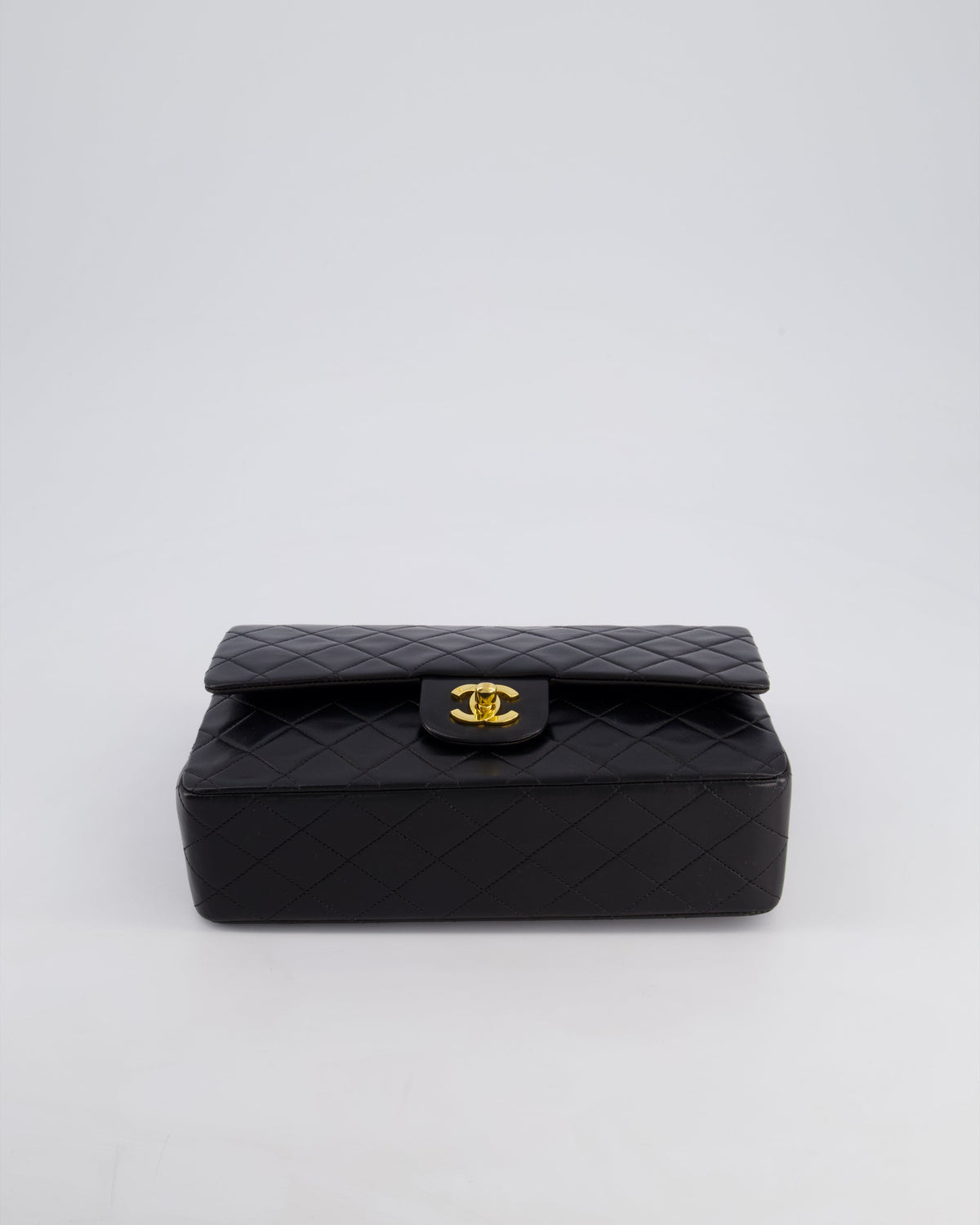 *PERFECT VINTAGE* Chanel Vintage Black Medium Classic Double Flap Bag in Lambskin Leather with 24k Gold Hardware