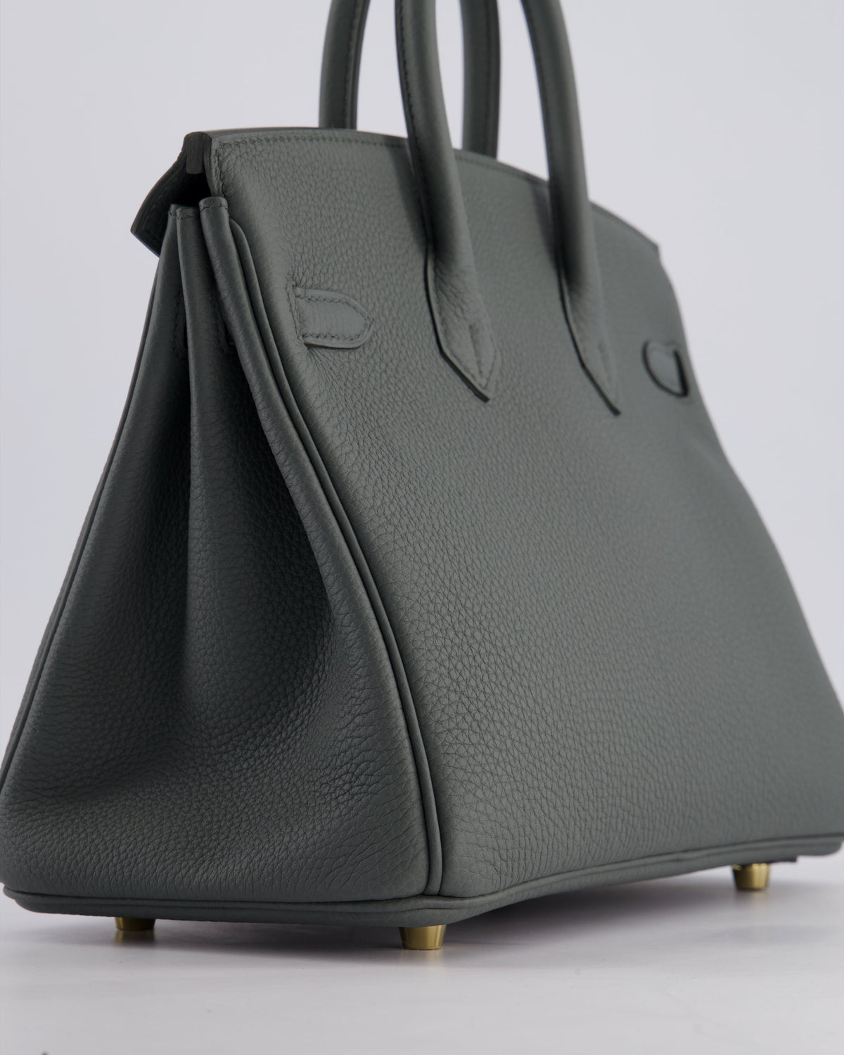 *SUPER HOT COLOUR* Hermès Birkin 25cm Retourne Bag in Vert Amande Togo Leather with Gold Hardware