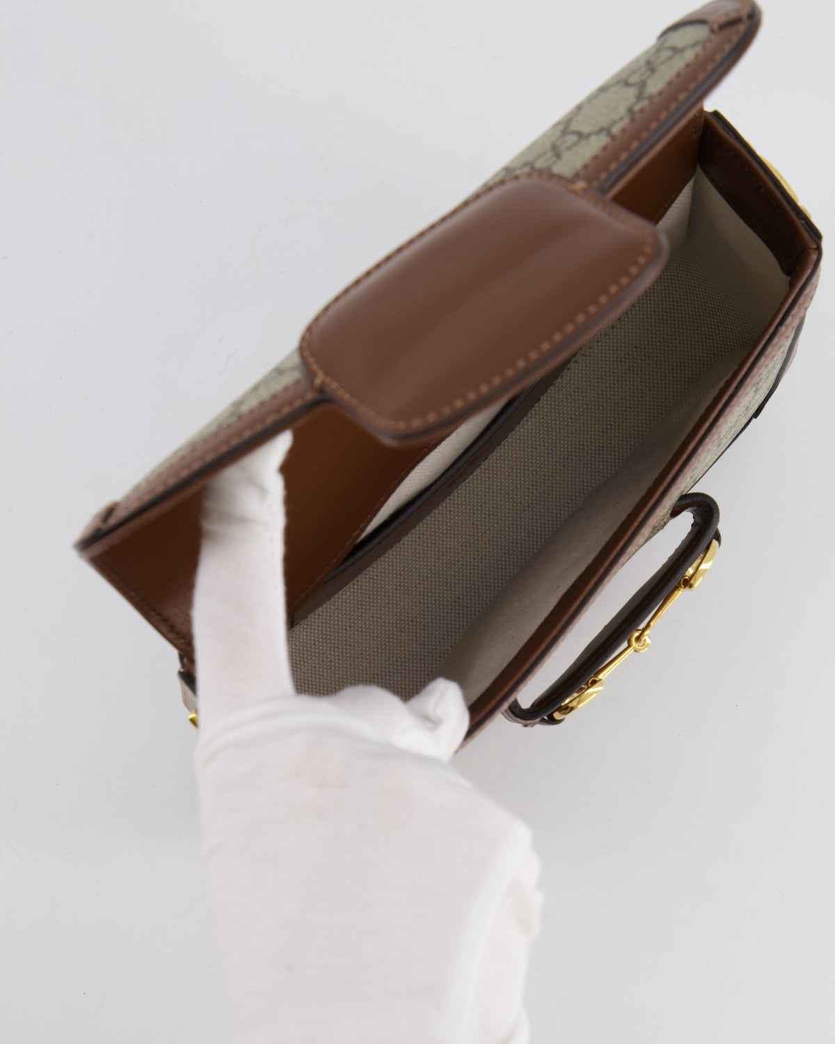 Gucci Horsebit 1955 Small Shoulder Bag in Beige/Dark Brown GG Supreme Monogram Canvas & Brown Leather Trim with Gold Hardware RRP £2,400