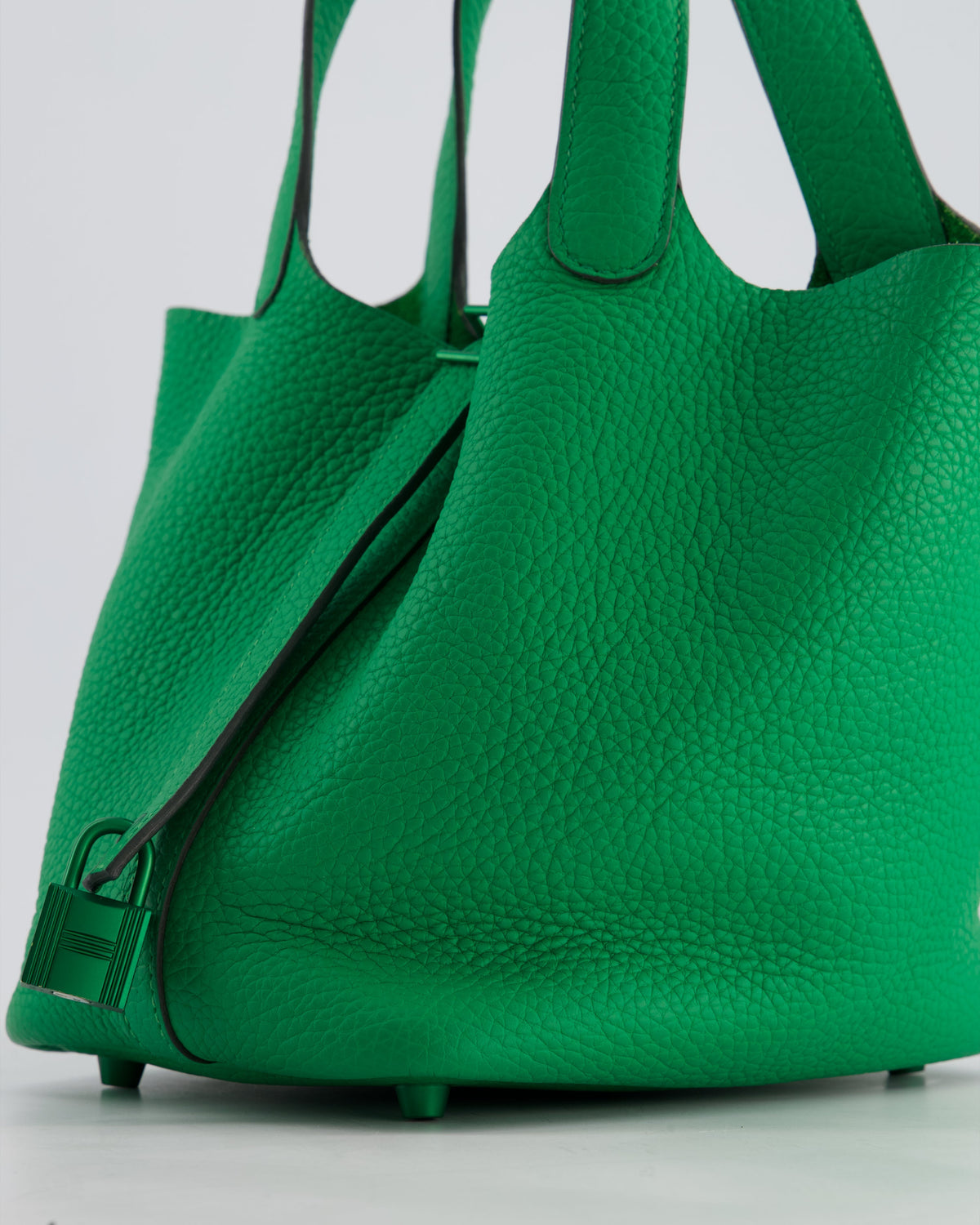 Hermès Picotin Lock 18cm in Bamboo Clemence Leather with Metallic Green Hardware