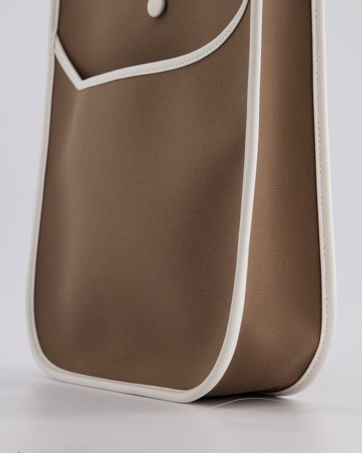 Hermes Evelyne 29cm in Neo Etoupe Canvas and White with Palladium Hardware
