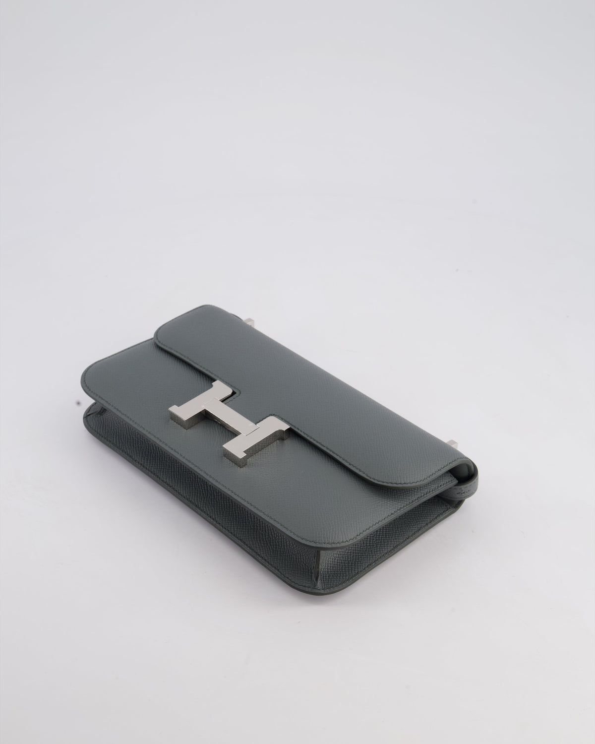 *NEW RELEASE* Hermès Constance 1-Elan Miroir Bag in Vert Amande Epsom Leather with Palladium Hardware