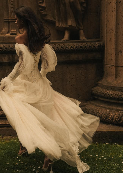 Stunning Charming Exquisite Beaded Flowy White Tulle Long Wedding Dress SH5451