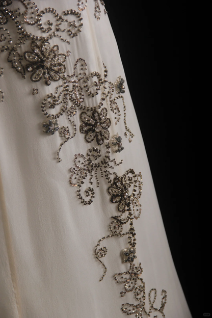 Vintage A Line V Neck Exquisite Beaded Chiffon Prom Dress Wedding Guest Dress SH5336