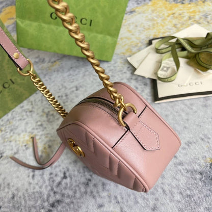 GUCCI Marmont matelasse mini bag