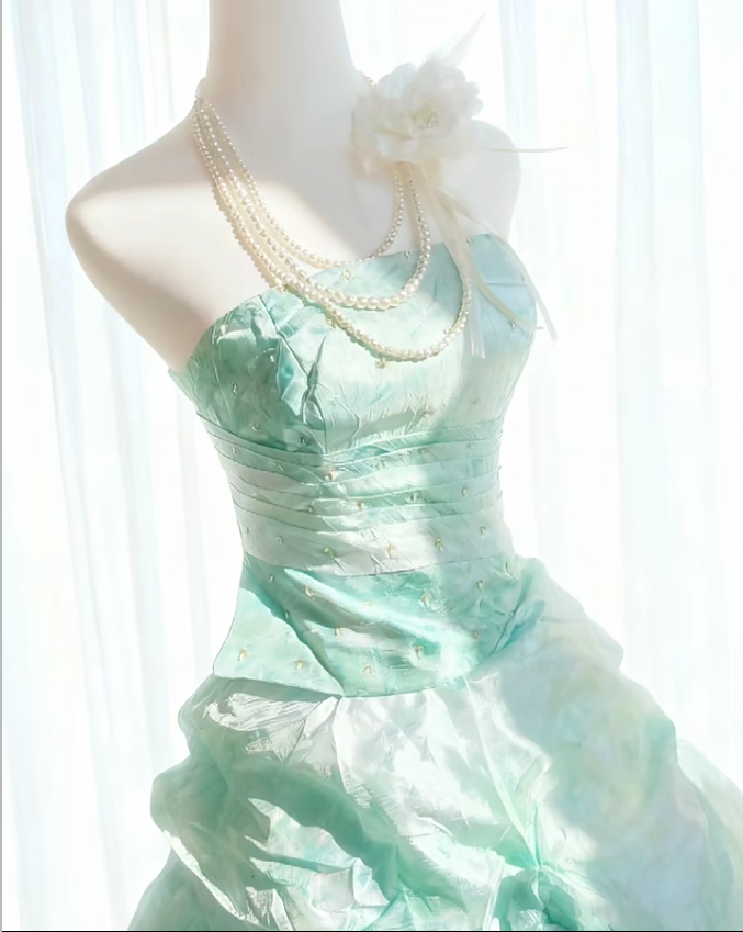 Stunning Homecoming Dress Strapless Pleated Flower Back to School Outfits Party Dress  D6444
