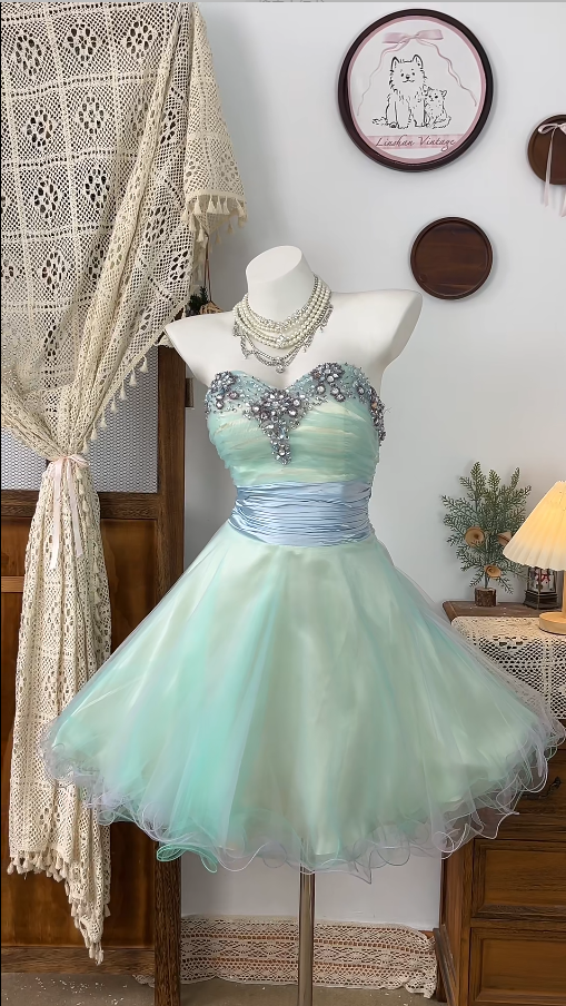 Stunning Homecoming Dress Sweetheart Rinestone Tulle Back to School Outfits Party Dress  D6492