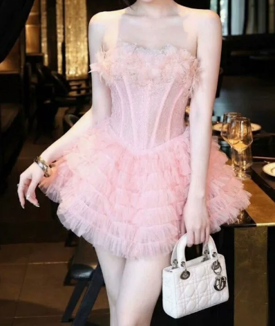 Charming Homecoming Dress Sweetheart Lace Cascade Back to School Outfits Party Dress  D6509