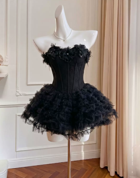 Charming Homecoming Dress Sweetheart Lace Cascade Back to School Outfits Party Dress  D6509