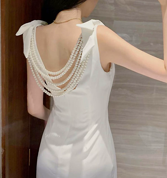 Stunning Homecoming Dress V Neck Pearl Back to School Outfits Party Dress  D6514