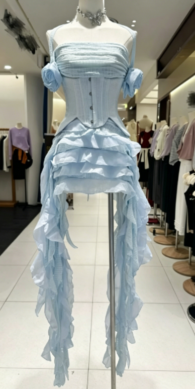 Stunning Homecoming Dress Strapless Flouncing Cascade Back to School Outfits Party Dress  D6555