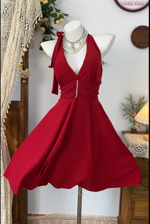 Charming Homecoming Dress V Neck Rinestone Pleated Backless Back to School Outfits Party Dress  D6585