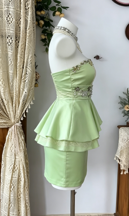 Beauty Homecoming Dress Strapless Rinestone Back to School Outfits Party Dress  D6603