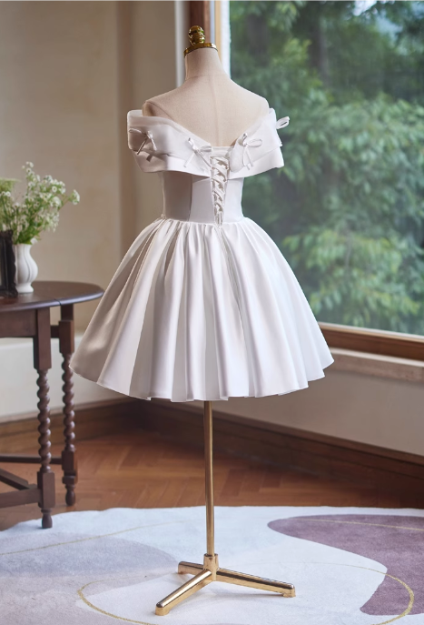 Elegant White 3D Butterflies Design A-line Off-the-shoulder Strapless Short Homecoming Dress, D1360